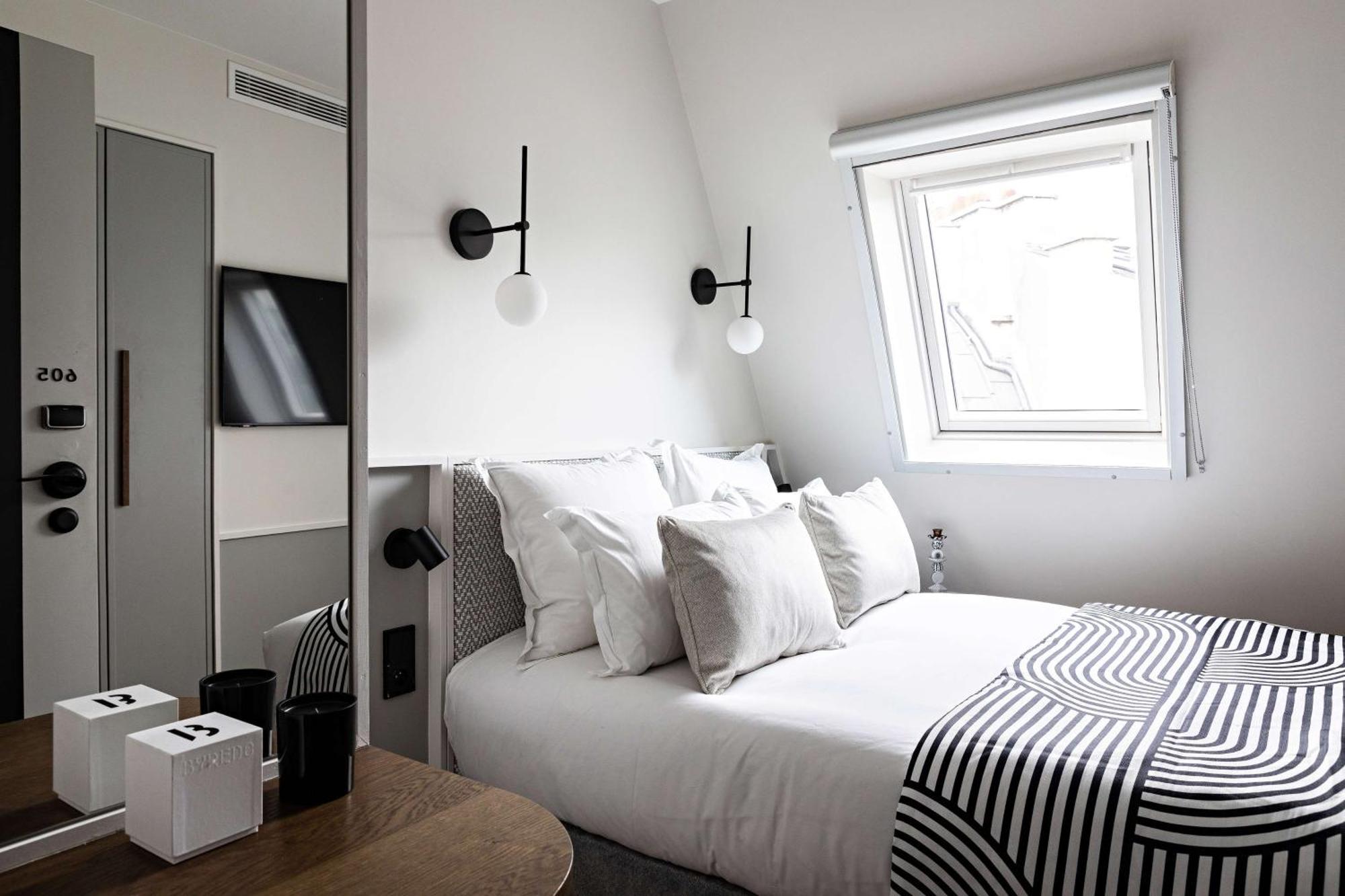 Best Western Premier The Blake Paris Gare Saint Lazare Exterior photo