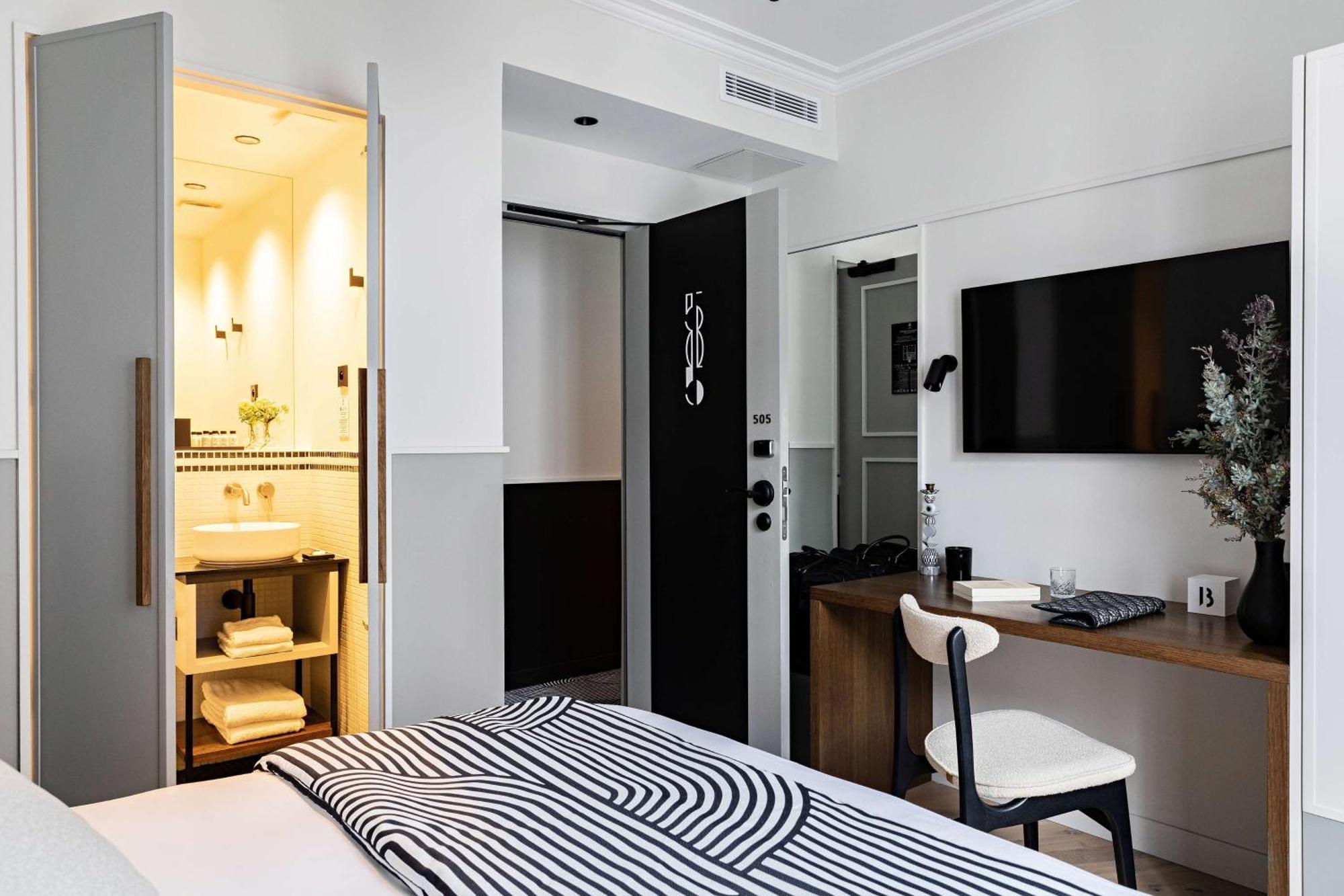 Best Western Premier The Blake Paris Gare Saint Lazare Exterior photo
