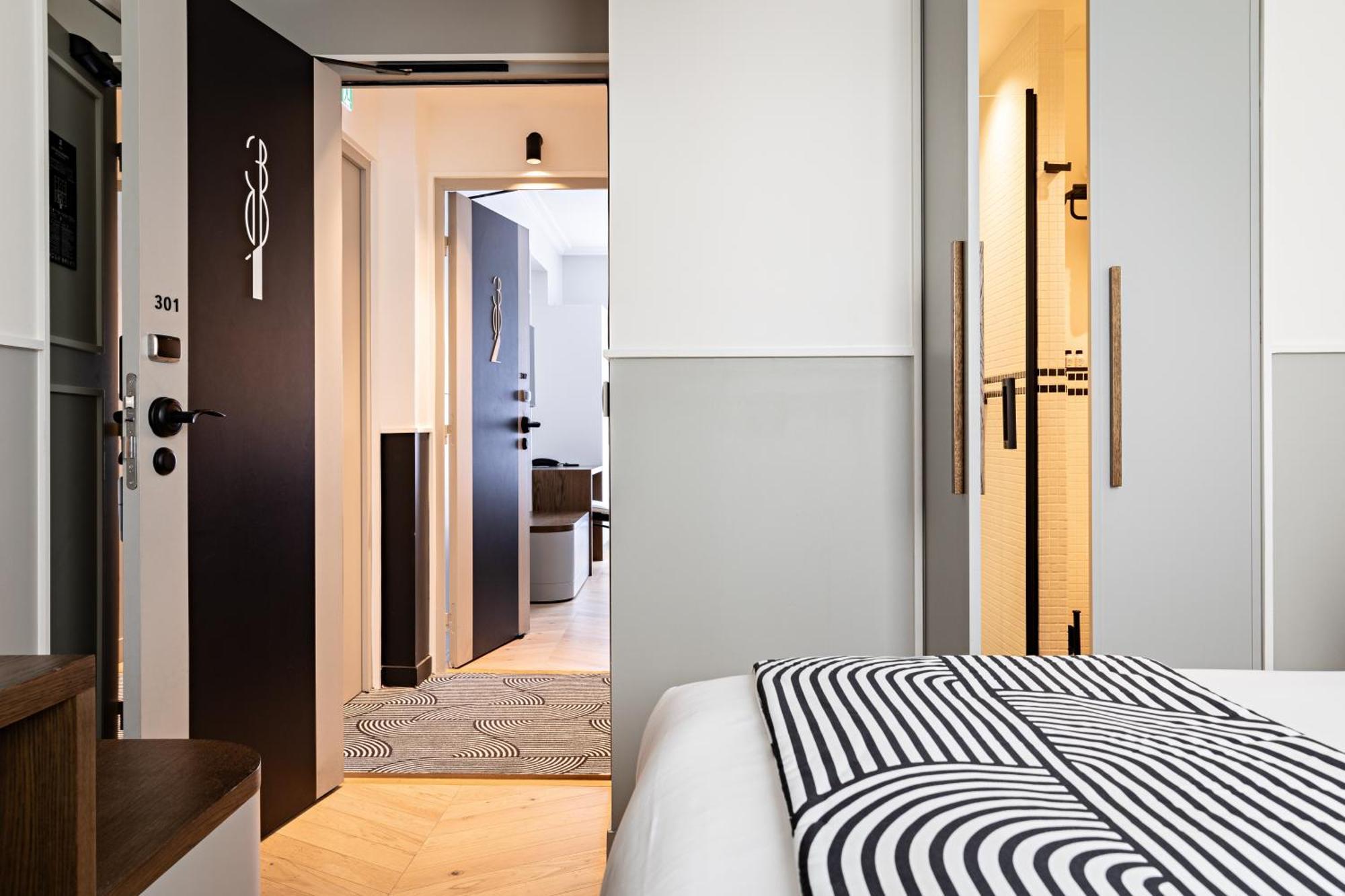 Best Western Premier The Blake Paris Gare Saint Lazare Exterior photo