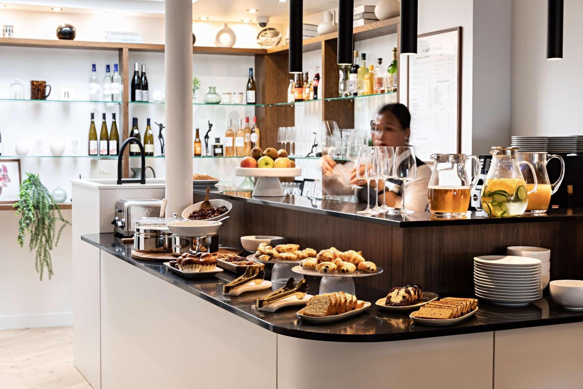 Best Western Premier The Blake Paris Gare Saint Lazare Exterior photo