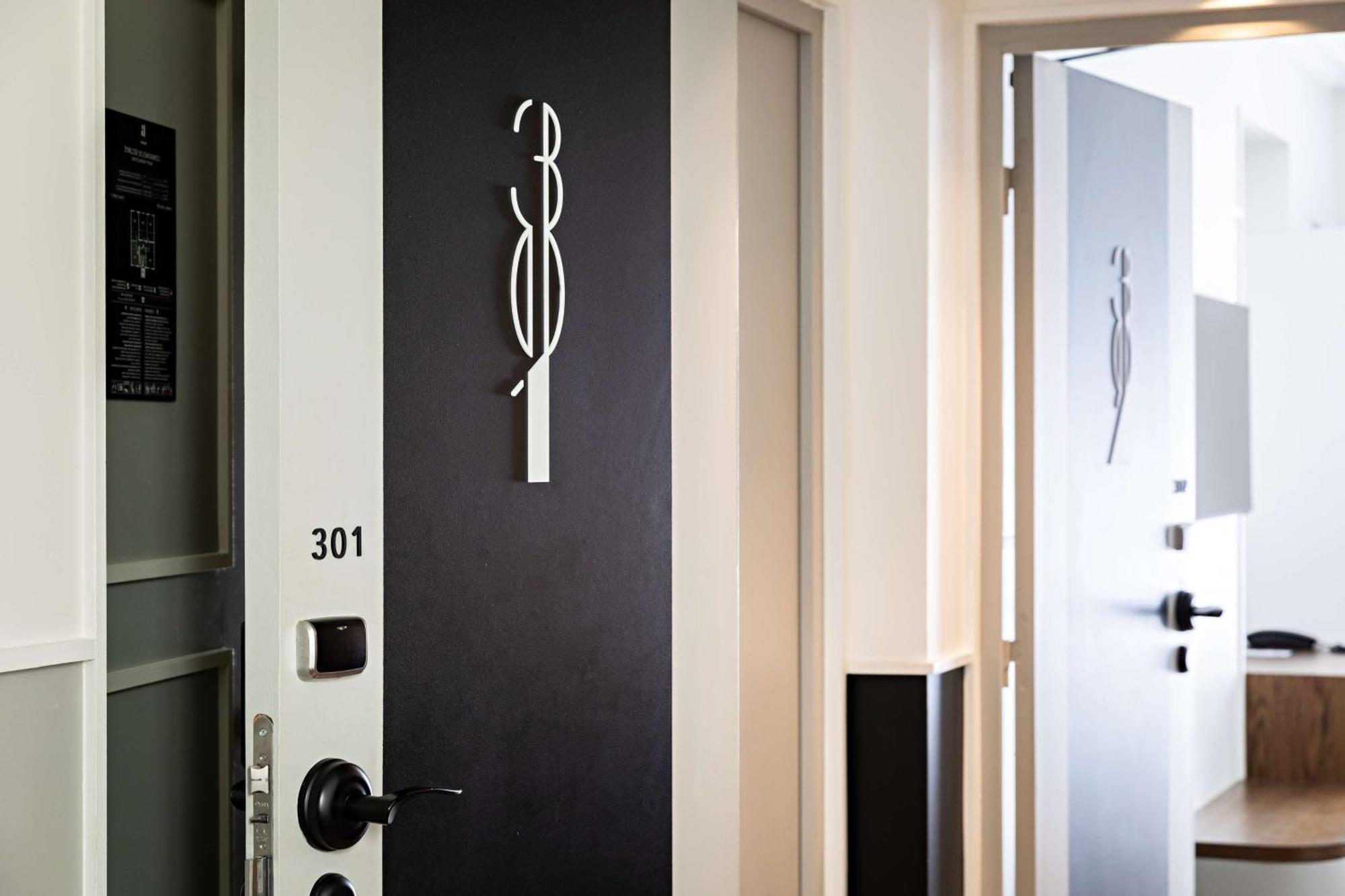 Best Western Premier The Blake Paris Gare Saint Lazare Exterior photo